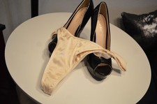 Hübscher neuer Satin glanz String OPh Polly Gr. 36