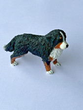 Schleich Bernhardiner Hündin - Berner Sennenhund - Spielfigur
