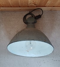 große Stalllampe Lampe DDR mit Leuchtmittel