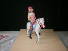 Barbie Pferd mit Barbie Puppe Sattel Zaumzeug 2013 Mattel