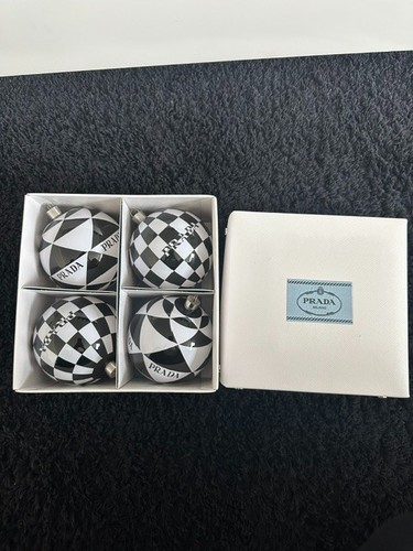 Prada weihnachtskugeln 100 - 4,
