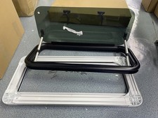 Caravan Ausstellfenster