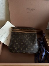 Louis Vuitton Pochette