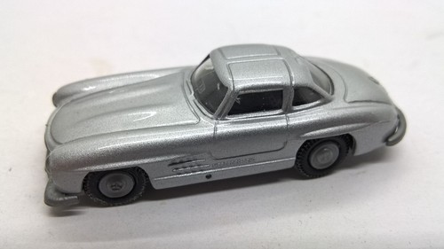 Praliné mercedes 300 - mercedes,