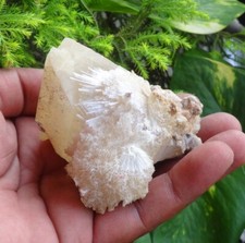 Mesolith Spray Auf Calcit