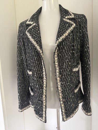 Chanel fantasy tweed blazer - chanel,