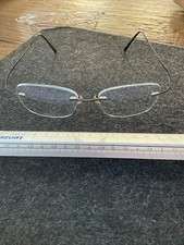 Unisex Brillengestell  gebraucht, flexible, biegbare Bügel