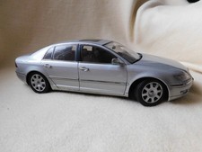 VW Phaeton  W 12   1:18