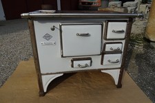 c1930 EMAILOFEN EMAILHERD