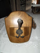 Garderobenhaken  aus Guss auf Eiche Rustikal Massiv