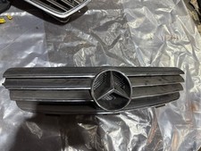 Mercedes Benz CLK W209 Grill