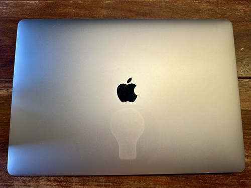 Apple macbook pro 2016 - apple,