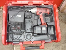 Milwaukee 14,4 V Akku Schlagschrauber mit Ladegerät im Koffer  nur Linkslauf