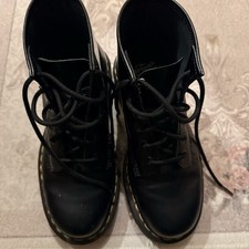 Dr. Martens Stiefel, Schwarz