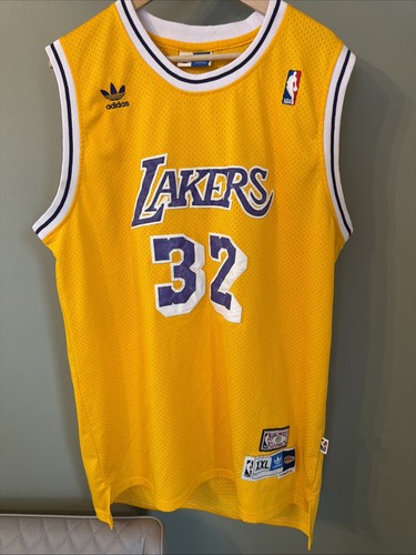 Vintage adidas lakers magic - vintage,
