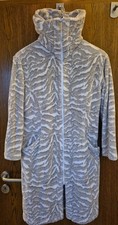 Möwe Bademantel mit passendem Kleiderbügel hellgrau weiß  Gr. 38 
