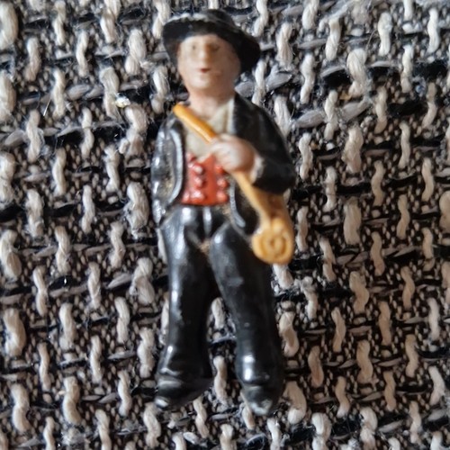 Whw porzellanfigur abzeichen - whw,