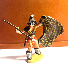 Zinnfigur Römer Soldat, Gladiator  Handbemalt Höhe 7 cm , Gewicht 103 Gramm