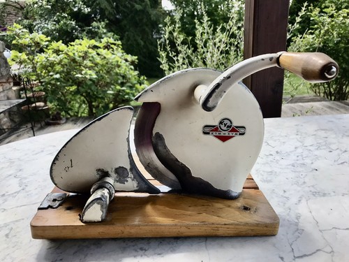 Retro brotschneidemaschine mit - retro,