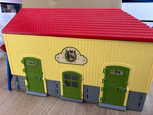 Schleich reiterhof pferdestall - schleich,