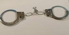 Handschellen 2 Schlüssel