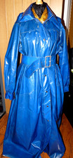 ex Dawn Rain x langer glänzender blauer PVC Regenmantel mit Kapuze, Gürtel, Vintage und getragen
