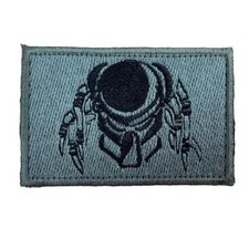 Predator Maske Grau Gestickte