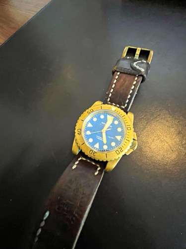 Helson shark diver - helson, brass