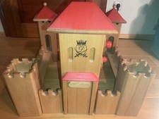 Drewart Mittelgroßes Schloss rot/ Holzburg/ Spielburg