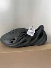 Adidas Foam Runner Carbon -