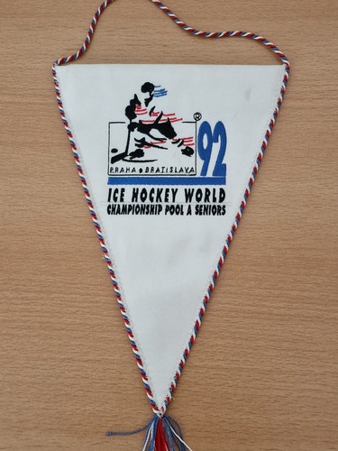 Wimpel eishockey 1992 prag - wimpel,