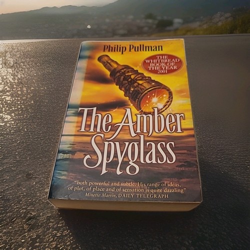 The amber spyglass band - band,