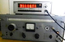Rohde & Schwarz Mess-Sender 0,1 - 30MHz, Type SMLR BN-Nr. 41001