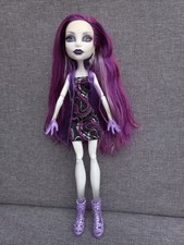 Monster High Spectra Vondergeist Ghouls Night out Nachtschwärmer