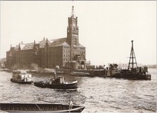 AK Postkarte Hamburg Kaispeicher A Kehrwiederspitze Dampfschlepper