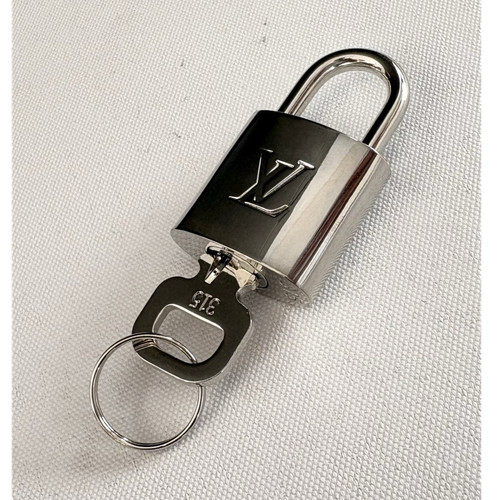 Louis vuitton schloss - schloss, mit