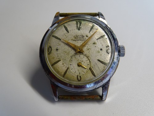 Vintage mechanische uhr witt - vintage,