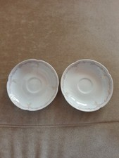 2 x Kaiser Porzellan Rokokoform Dubarry Louvre Untertasche/Unterteller