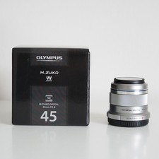 Olympus M.Zuiko Digital ED 45mm F1.8, silber, MFT, Micro Four Thirds