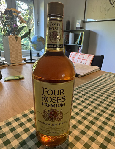 Four roses premium american - roses,