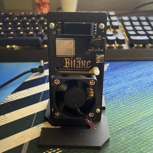 Bitaxe gamma 601 solominer - gamma,
