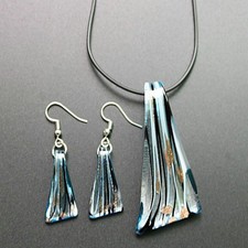  Blaues Breitschwert Halskette