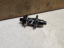 ZIPP 177D ROAD HINTERRADNABE