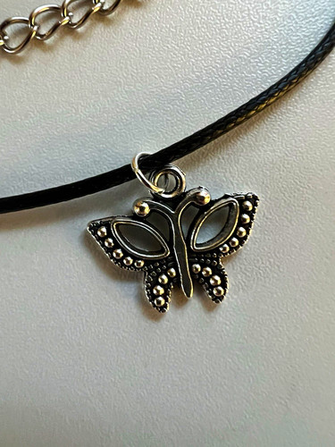 Schwarze lederkette mit - lederkette,