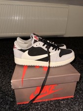 Travis Scott x Air Jordan 1