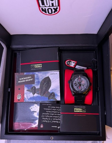 Luminox 71 blackbird - ,