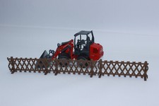 Jägerzaun Zaun 3 Zaunfelder + Füße  1:32 Spur 1  Holzzaun