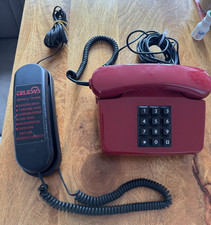 2 alte  Tastentelefone , 1 x  FeTAp 751 Rot Retro , 1  x Telesy Modell TS1080