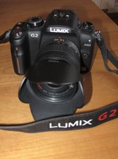 Panasonic LUMIX G2 - Digital-Kamera mit WW- und Tele-Zoom sowie Zubehör