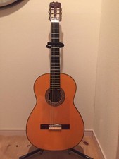 Klassische Akustikgitarre